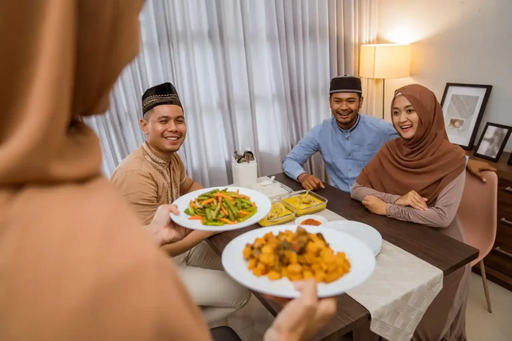Tips Makan Sehat Saat Mengonsumsi Hidangan Lebaran