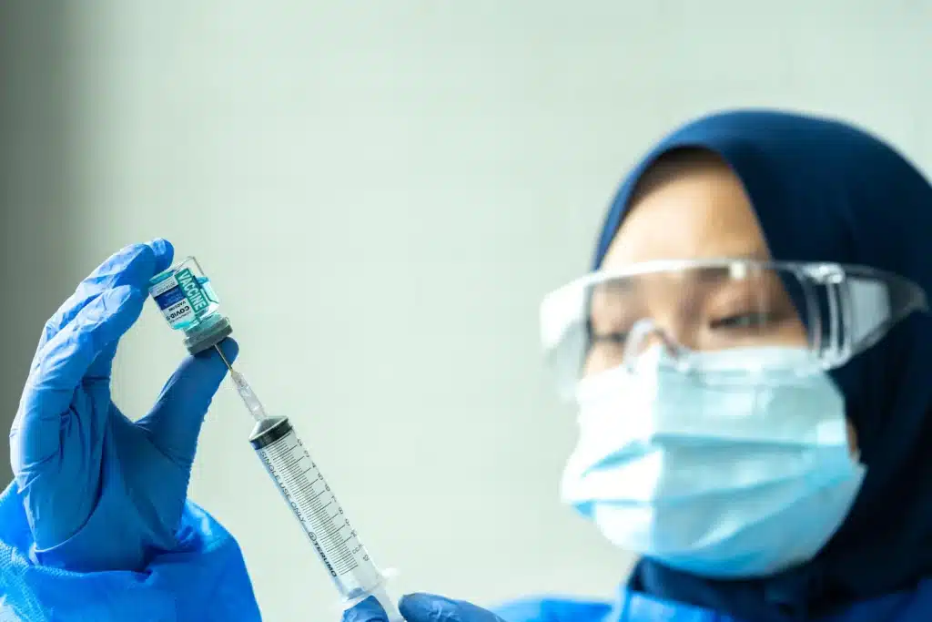 Vaksin Meningitis dan Persyaratan Umroh